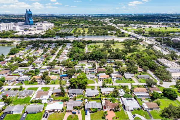 Silver Lake, 5811 SW 53rd Ter, Davie, Florida 33314, image 2
