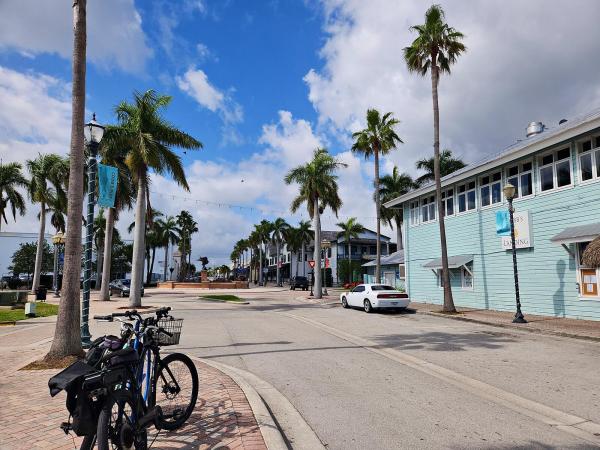 Sunny Acres, 1111 N 21st St, Fort Pierce, Florida 34950, image 1