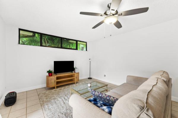 Somerset, 3874 Victoria Dr, West Palm Beach, Florida 33406, image 2