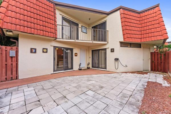Somerset, 3874 Victoria Dr, West Palm Beach, Florida 33406, image 1