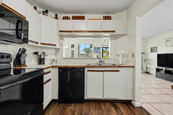Discovery Pointe, 2269 Discovery Cir W, Deerfield Beach, Florida 33442, image 3