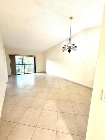 Kensington Walk, 6649 Somerset Dr #205, Boca Raton, Florida 33433, image 2