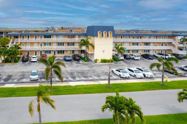 Lake Colony, 111 Doolen Ct #110, North Palm Beach, Florida 33408, image 3