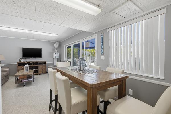 Lake Colony, 111 Doolen Ct #110, North Palm Beach, Florida 33408, image 2