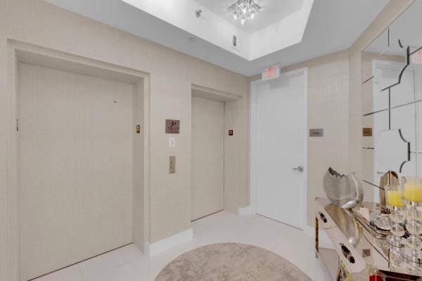 Tdr Tower 3, 15811 Collins Ave #2207, Sunny Isles Beach, Florida 33160, image 2