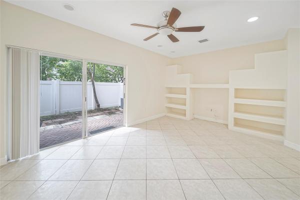 Catalina Place, 6603 Catalina Ln, Tamarac, Florida 33321, image 3