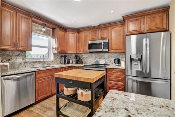 Hilton Terrace, 3201 NE 36th St #17, Fort Lauderdale, Florida 33308, image 3