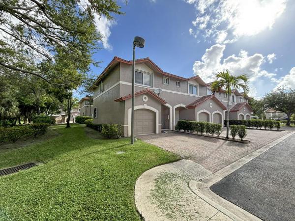 Coral Park Townhomes West, 3110 Coral Ridge Dr #3118, Coral Springs, Florida 33065, image 3