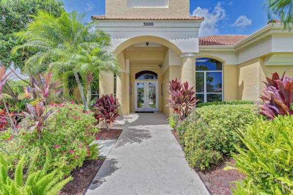 Hacienda At Woodbine, 8058 Via Hacienda, Riviera Beach, Florida 33418, image 2