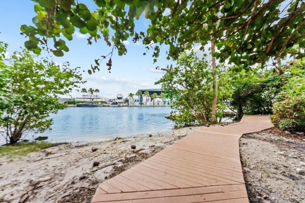 Hendricks Heights, 1255 SW 15th Ave, Fort Lauderdale, Florida 33312, image 2