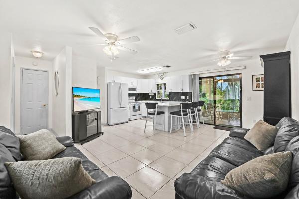 3906 Kewanee Rd, Lake Worth, Florida 33462, image 3