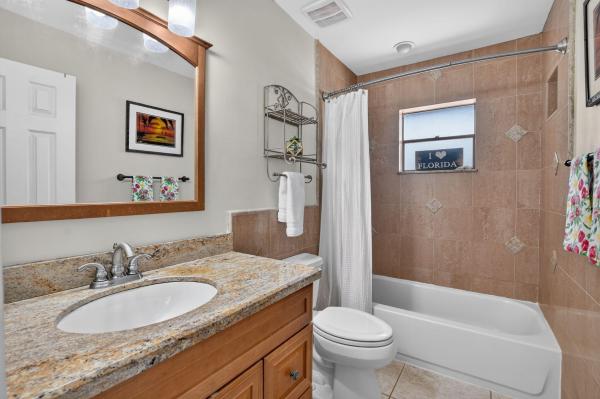 Riverglen East, 760 NW 41st Ter, Deerfield Beach, Florida 33442, image 2