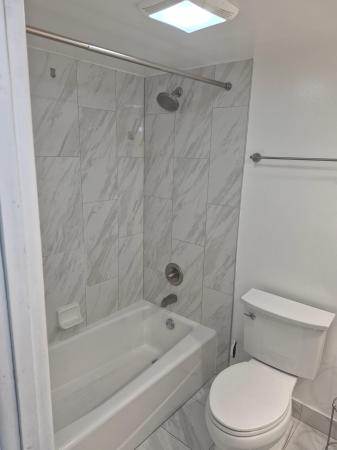 Palm-Aire Country Club 1, 3050 N Palm Aire Dr #702, Pompano Beach, Florida 33069, image 2
