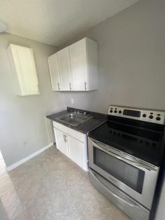 Rock Island Estates, 2301 NW 23rd Ln #1-2, Fort Lauderdale, Florida 33311, image 3