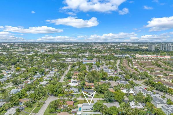Norwood, 850 SW 1st Ter, Pompano Beach, Florida 33060, image 1
