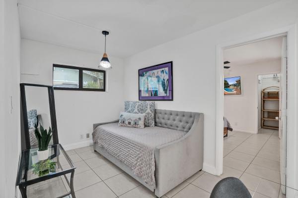 Royal Palm Isles, 3672 NW 18th Ave, Oakland Park, Florida 33309, image 3