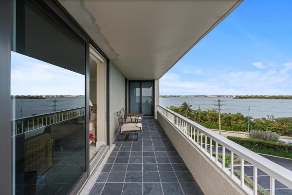 Water Glades, 5550 N Ocean Dr #5C, Riviera Beach, Florida 33404, image 1