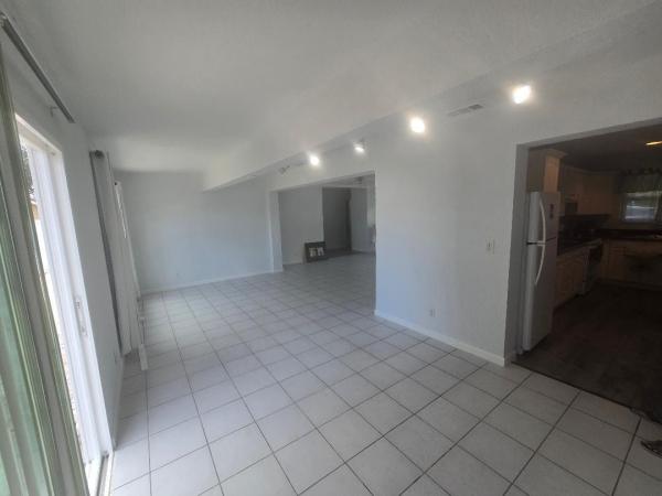 Coral Key Villas, 2160 NE 48th St, Lighthouse Point, Florida 33064, image 2