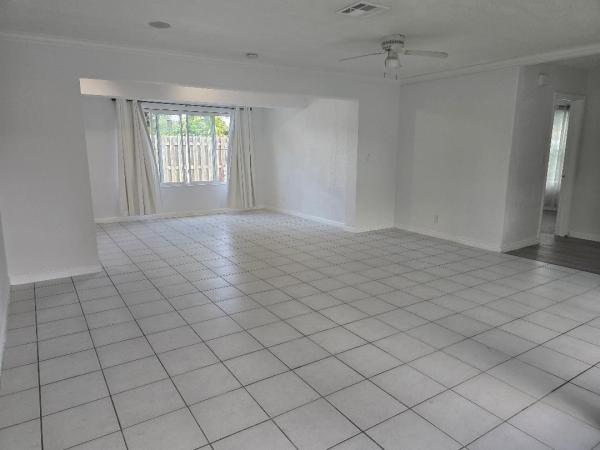Coral Key Villas, 2160 NE 48th St, Lighthouse Point, Florida 33064, image 3