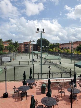 620 Tennis Club Dr #103, Wilton Manors, Florida 33311, image 3