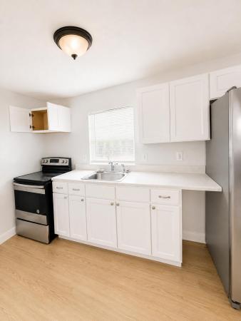 Baileys, 324 SW 8th St, Belle Glade, Florida 33430, image 1