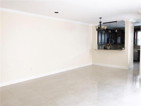 West Lake Village, 1295 Weeping Willow Way, Hollywood, Florida 33019, image 2