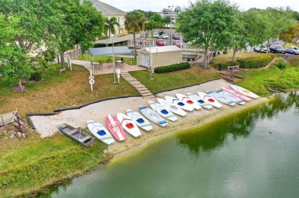 64 Coventry C, West Palm Beach, Florida 33417, image 3