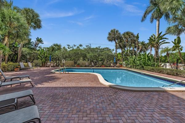 La Residence, 23200 Camino Del Mar #602, Boca Raton, Florida 33433, image 2
