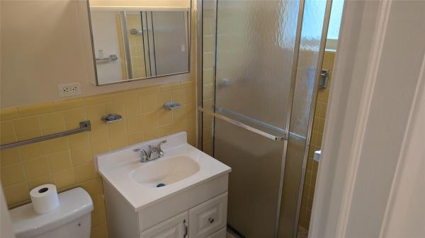 Fairfax Brolliar, 2080 SW 38th Ave, Fort Lauderdale, Florida 33312, image 1