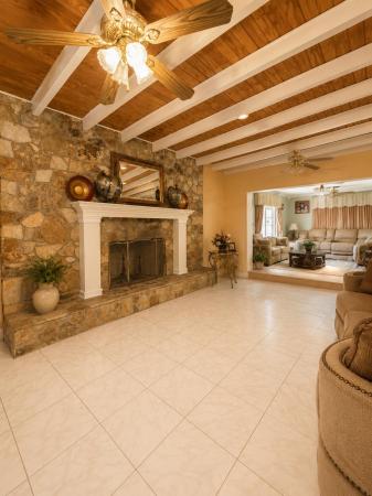 Steele, 1025 SE 3rd St, Belle Glade, Florida 33430, image 3