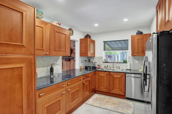 4131 NW 11th Ave, Oakland Park, Florida 33309, image 3