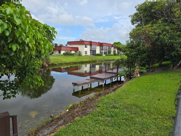 Palm Beach Colony, 939 Hibiscus Dr, Royal Palm Beach, Florida 33411, image 2