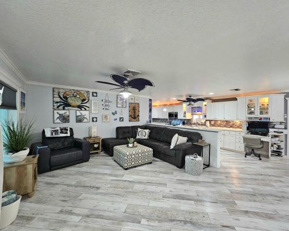 Grandview Gardens, 807 Grandview Blvd, Fort Pierce, Florida 34982, image 3