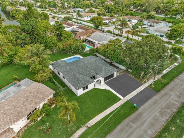 Sunrise Golf Village, 2070 NW 78th Ave, Sunrise, Florida 33322, image 1