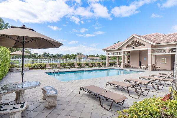 Mayfair At Wyndham Lakes, 5385 NW 124th Way, Coral Springs, Florida 33076, image 2