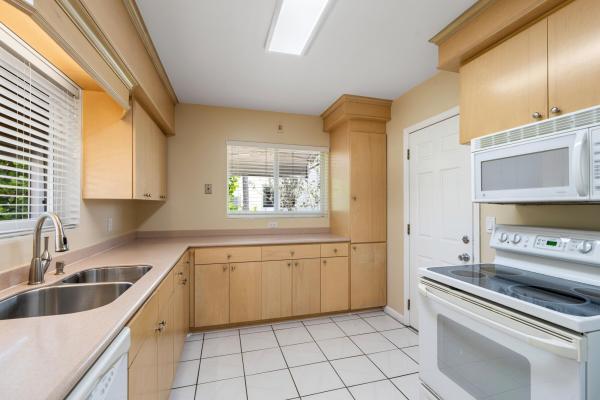 Broadmoor, 360 Palmetto St, West Palm Beach, Florida 33405, image 2