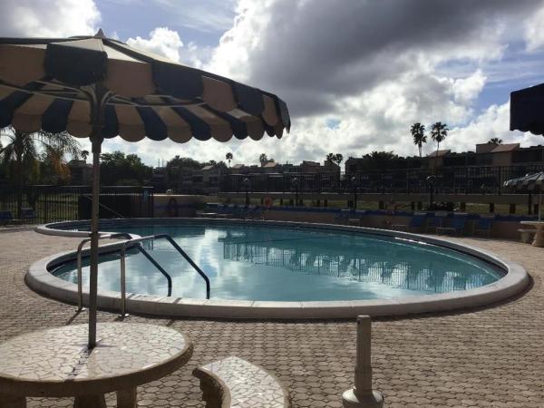 Palm Lakes, 7300 Lake Circle Dr #202, Margate, Florida 33063, image 1