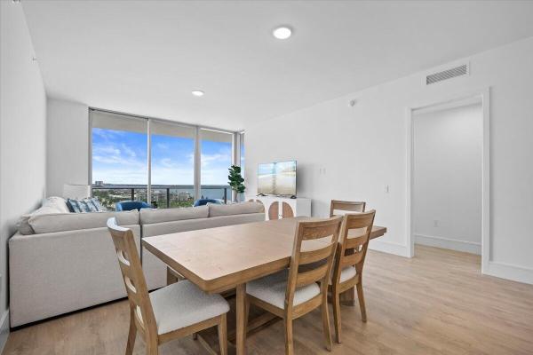 220 Lake Shore Dr DRIVE #1513, Lake Park, Florida 33403, image 3
