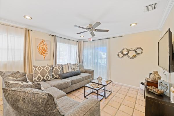 Northwood Gardens, 400 45th St, West Palm Beach, Florida 33407, image 3