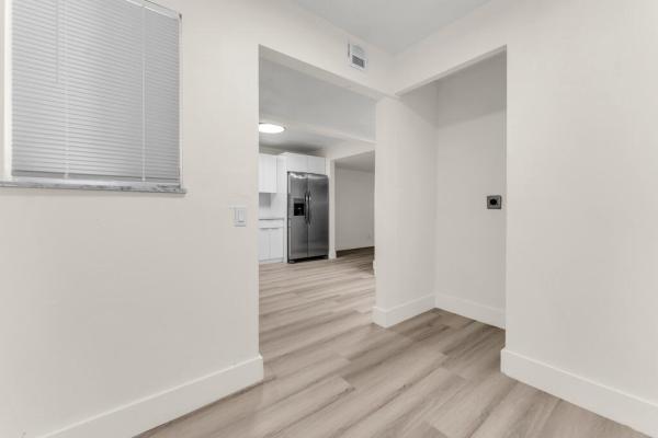 Hollywood Gardens, 2701 N 34th Ave #1D, Hollywood, Florida 33021, image 3