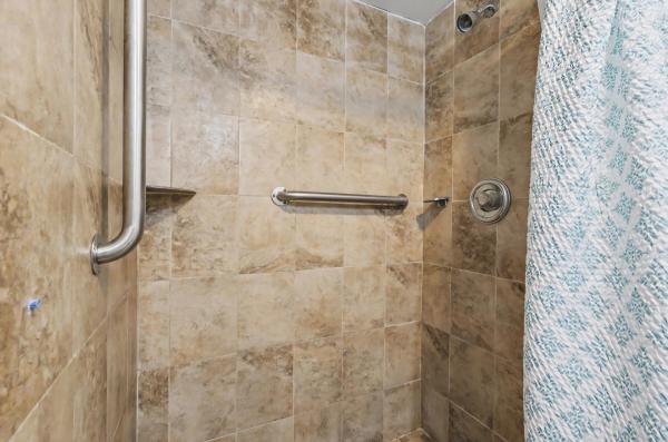 Grandview At Emerald Hills, 2800 N 46th Ave #404A, Hollywood, Florida 33021, image 2