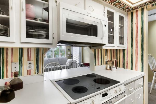 Deauville Gardens, 3212 SE 8th St #26-B, Pompano Beach, Florida 33062, image 2