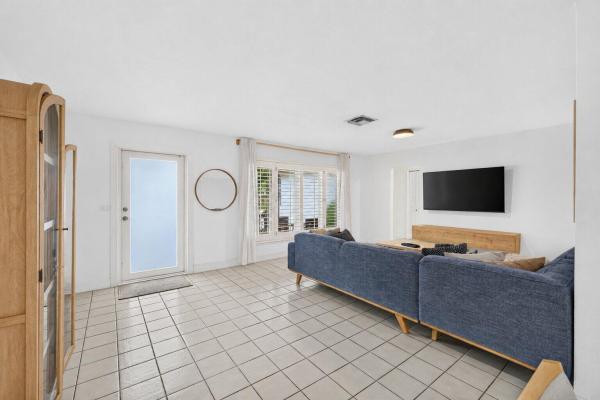 Coral Heights, 4031 NE 15th Ave, Oakland Park, Florida 33334, image 2