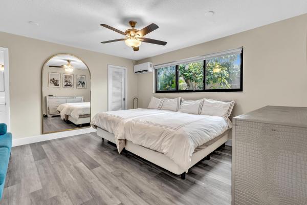 Hollywood Hills, 2001 N 52nd Ave, Hollywood, Florida 33021, image 1