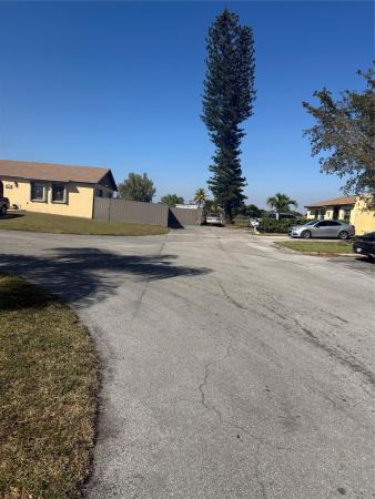 Leslie Estates, 3007 NW 204th Ter, Miami Gardens, Florida 33056, image 2