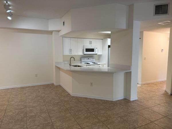 Calabria At San Matera, 3020 Alcazar Pl #303, Palm Beach Gardens, Florida 33410, image 2
