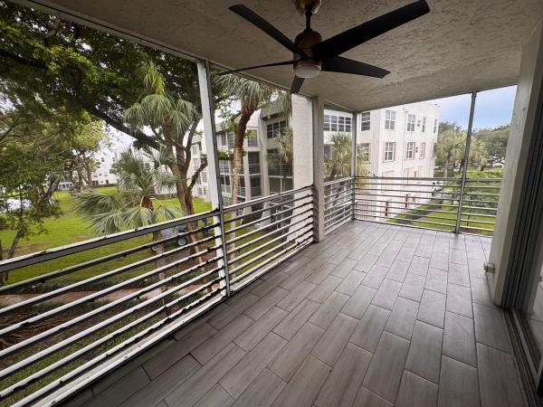 Poinciana Place Of Pine Island Ridge, 9480 Poinciana Pl #310, Davie, Florida 33324, image 1