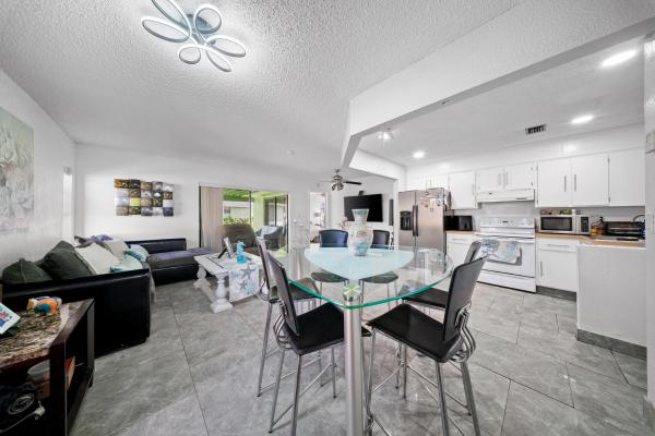 Summit Run, 1442 Summit Run Cir, West Palm Beach, Florida 33415, image 1