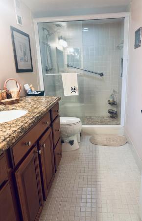 Huntington Lakes 5, 7270 Ashford Pl #307, Delray Beach, Florida 33446, image 2