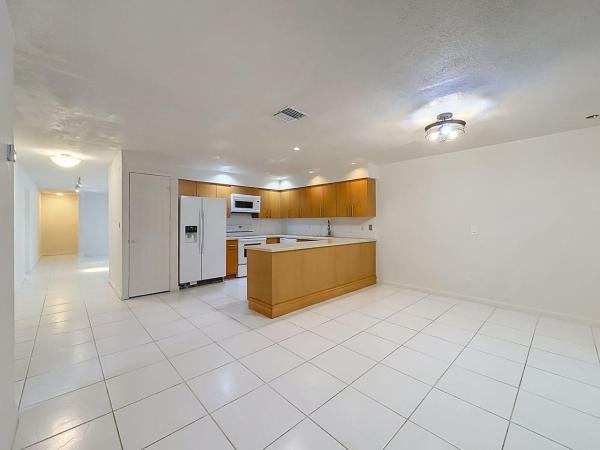 Village Green, 8971 NW 33rd St #E-W, Coral Springs, Florida 33065, image 3